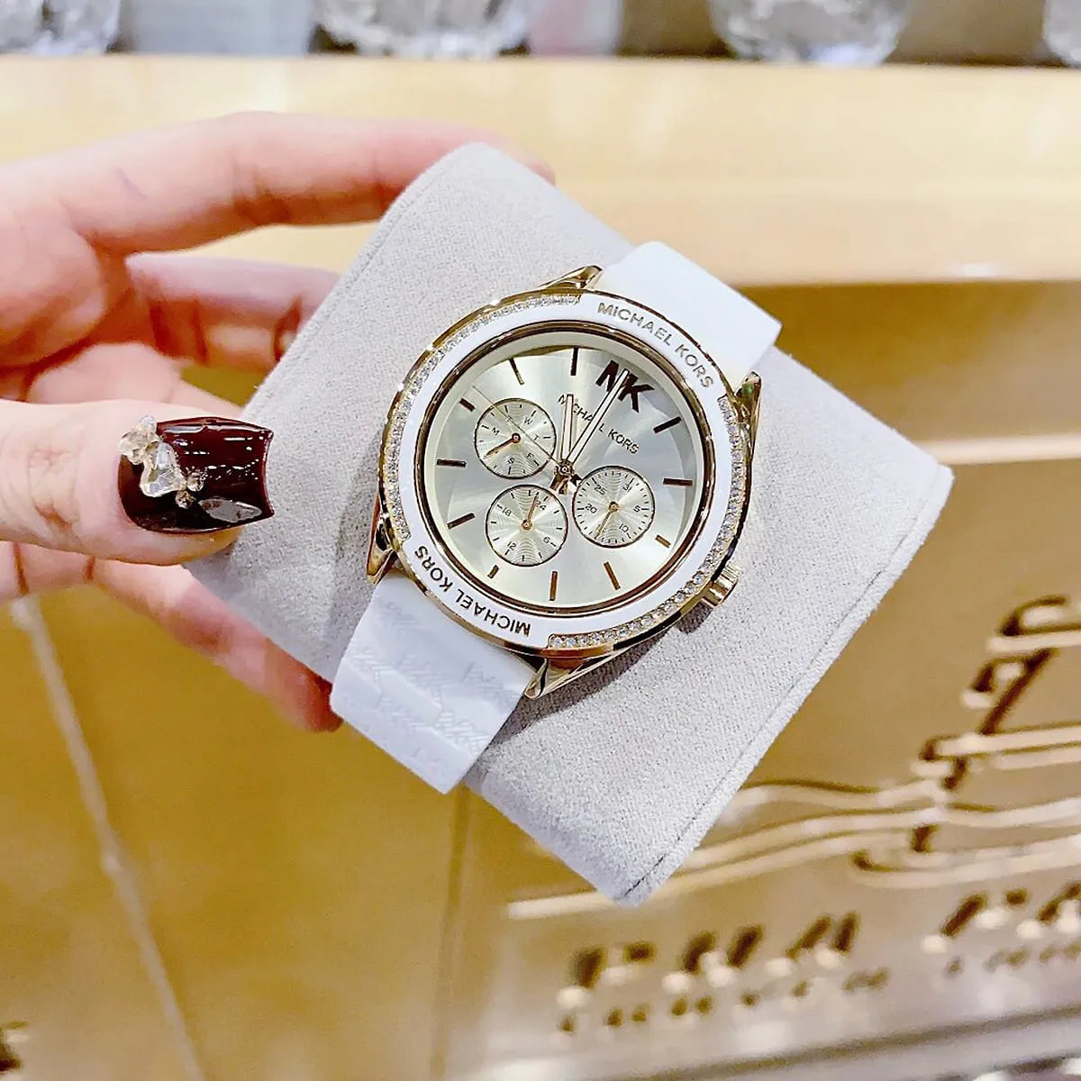  Shop Authentic Michael Kors Jessa Quartz Gold Dial White Silicone Strap Watch For Women - MK7267 - Luxxuri