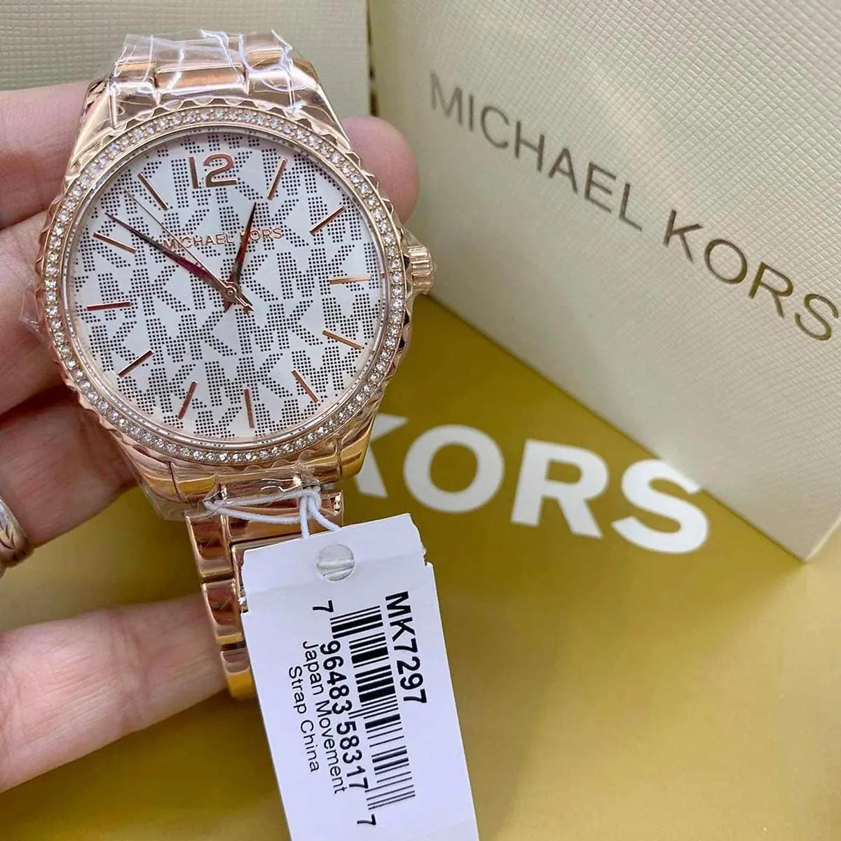  Shop Authentic Michael Kors Layton Three Hand Silver Dial Rose Gold Steel Strap Watch For Women - MK7297 - Luxxuri