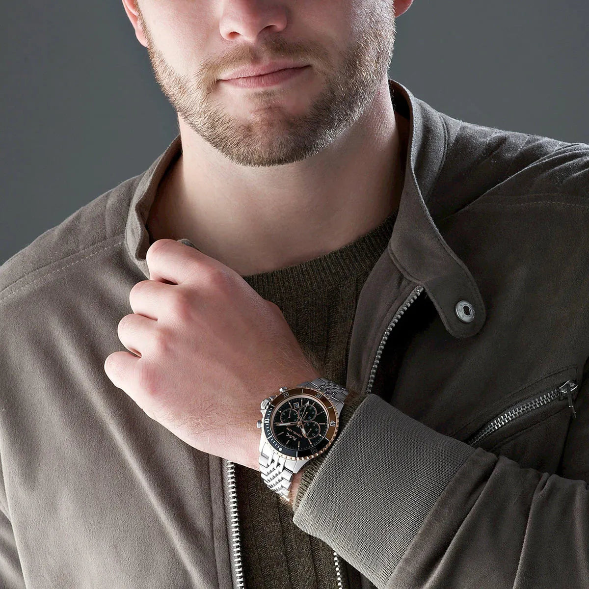  Shop Authentic Michael Kors Bayville Chronograph Black Dial Silver Steel Strap Watch For Men - MK8725 - Luxxuri