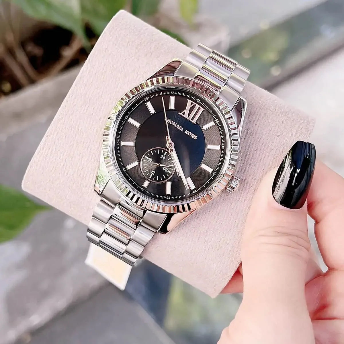  Shop Authentic Michael Kors Lexington Quartz Black Dial Silver Steel Strap Watch For Women - MK8946 - Luxxuri