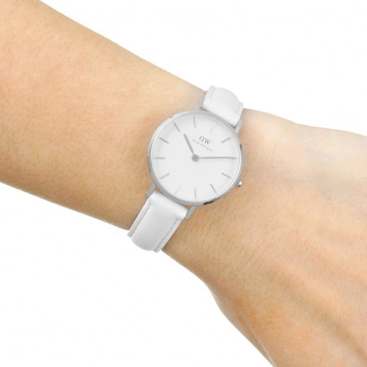  Shop Authentic Daniel Wellington Petite Bondi White Dial White Leather Strap Watch For Women - DW00100250 - Luxxuri