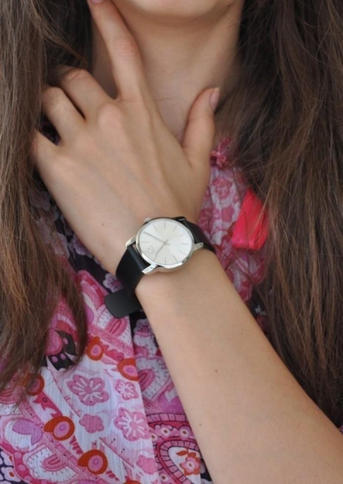  Shop Authentic Calvin Klein City Silver Dial Black Leather Strap Watch For Women - K2G231C6 - Luxxuri