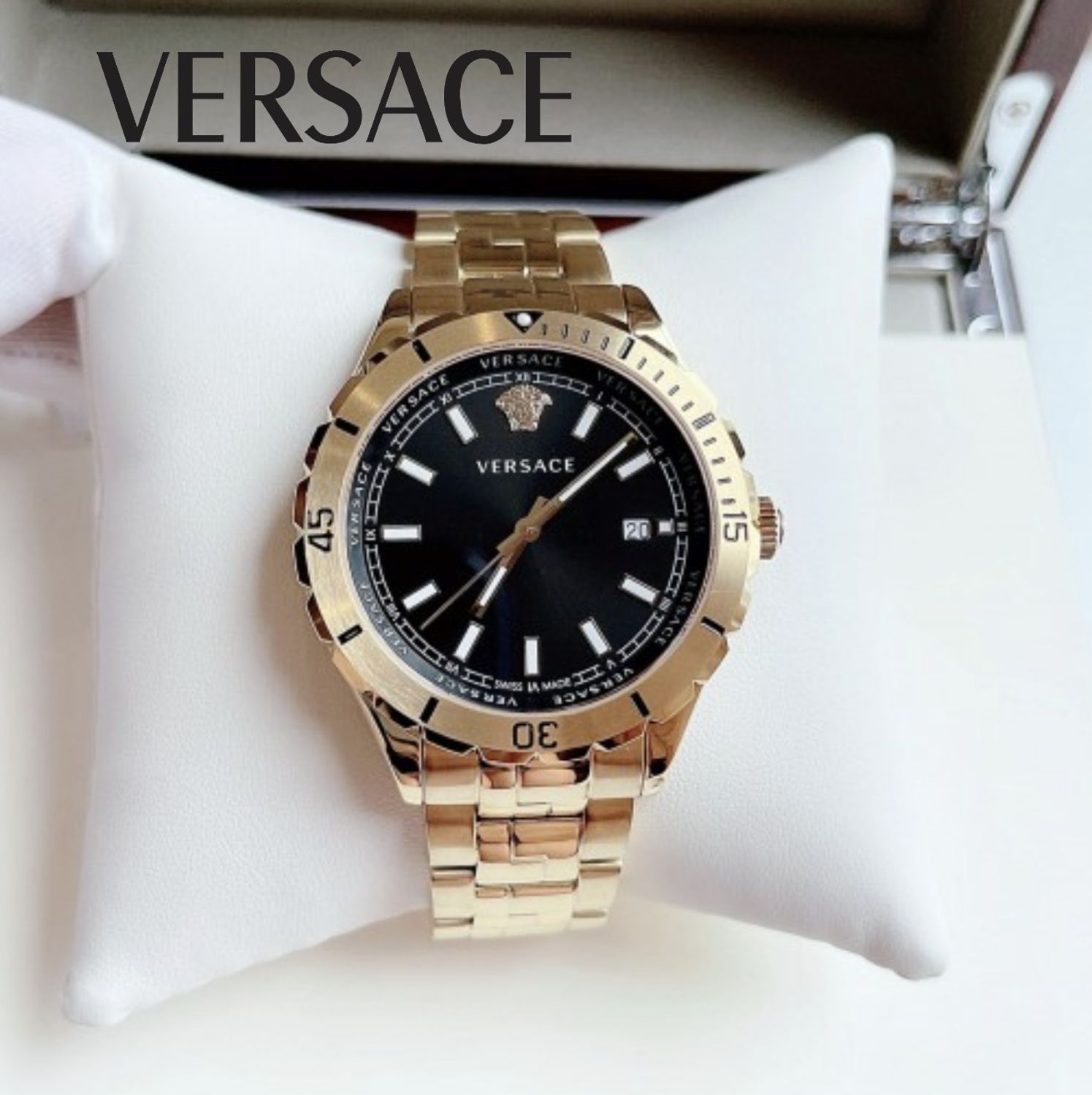  Shop Authentic Versace Hellenyium Quartz Black Dial Gold Steel Strap Watch For Men - VE3A00820 - Luxxuri