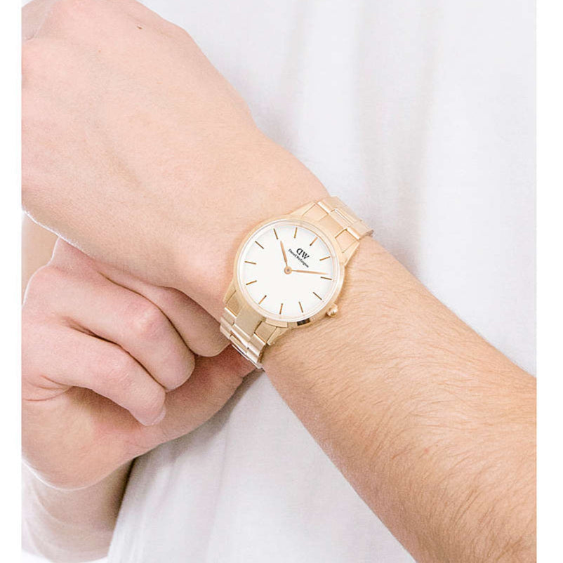  Shop Authentic Daniel Wellington Iconic Link White Dial Gold Steel Strap Watch For Men - DW00100343 - Luxxuri