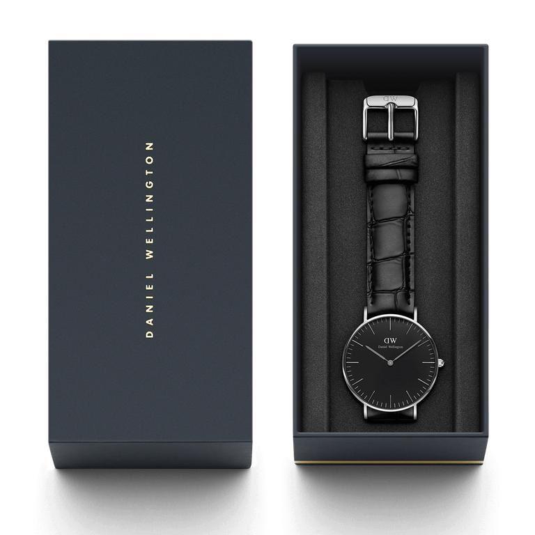  Shop Authentic Daniel Wellington Classic Reading Black Dial Black Leather Strap Watch For Women - DW00100147 - Luxxuri