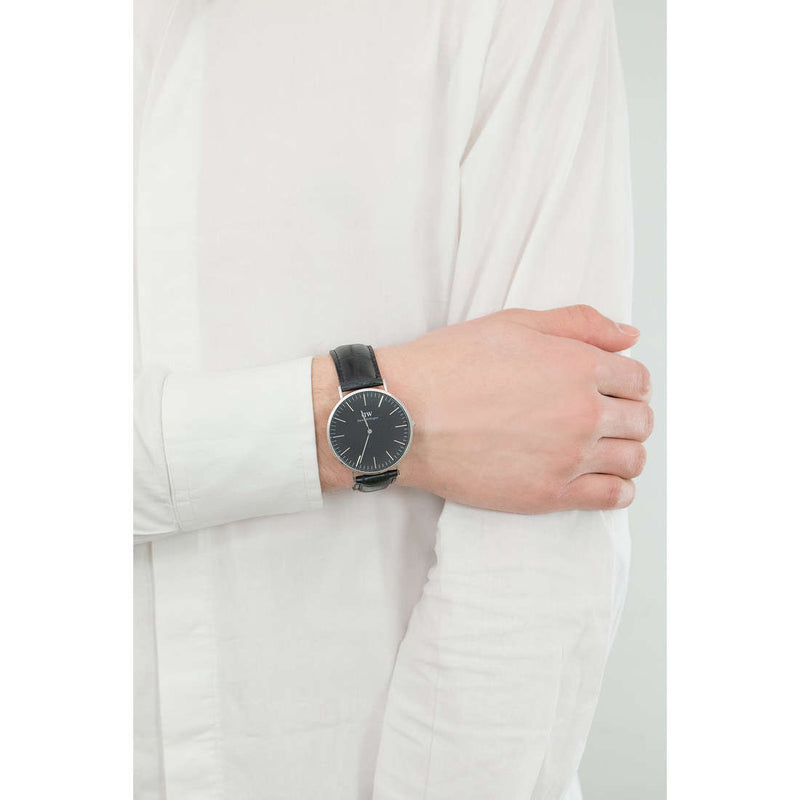  Shop Authentic Daniel Wellington Classic Reading Black Dial Black Leather Strap Watch For Men - DW00100135 - Luxxuri