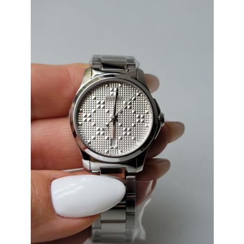  Shop Authentic Gucci G Timeless Quartz Silver Dial Silver Steel Strap Watch For Women - YA126551 - Luxxuri