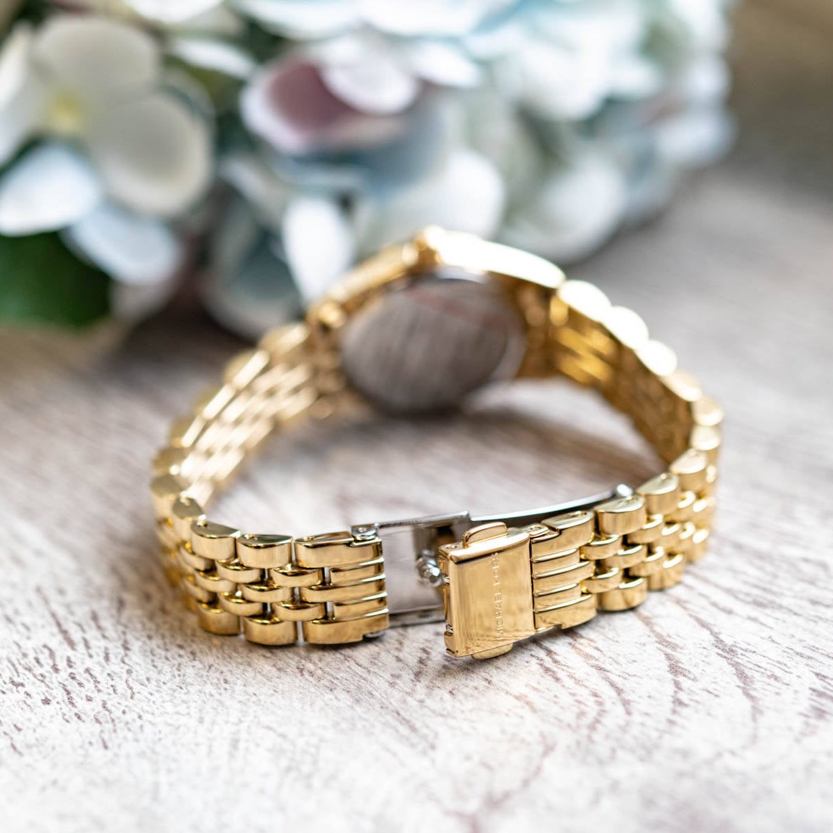  Shop Authentic Michael Kors Lexington Analog Gold Dial Gold Steel Strap Watch for Women - MK4741 - Luxxuri