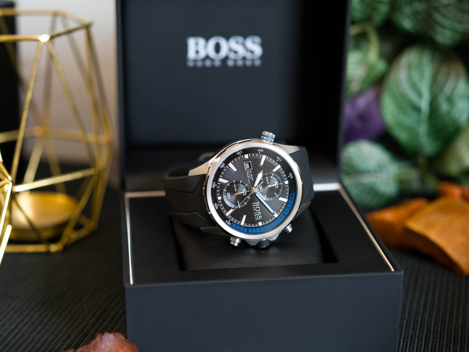 Hugo Boss Globetrotter Black Dial Black Silicone Strap Watch for Men - 1513820