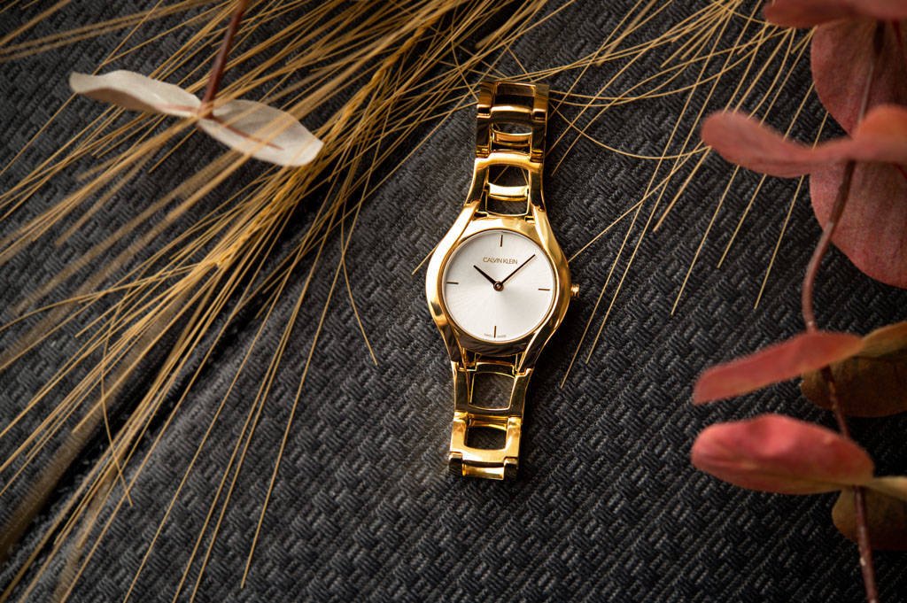  Shop Authentic Calvin Klein Class White Dial Gold Steel Strap Watch for Women - K6R23526 - Luxxuri