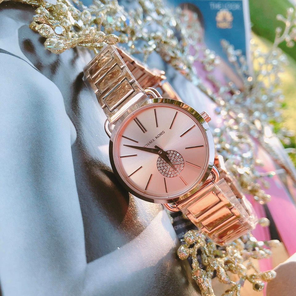  Shop Authentic Michael Kors Portia Analog Quartz Rose Gold Dial Rose Gold Steel Strap Watch For Women - MK3839 - Luxxuri