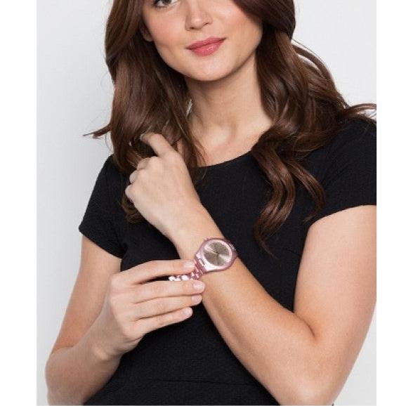  Shop Authentic Michael Kors Slim Runway Pink Dial Pink Steel Strap Watch For Women - MK4456 - Luxxuri