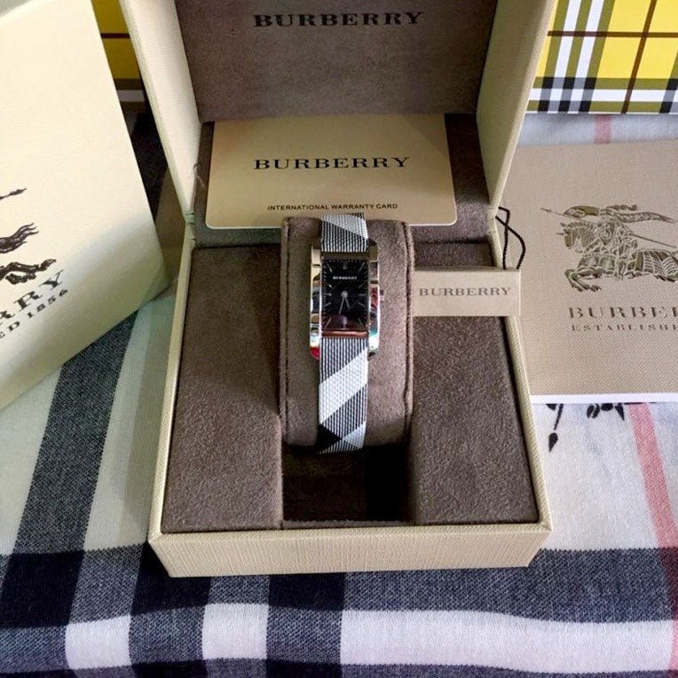  Shop Authentic Burberry The Pioneer Black Dial Leather Strap Watch for Women - BU9505 - Luxxuri