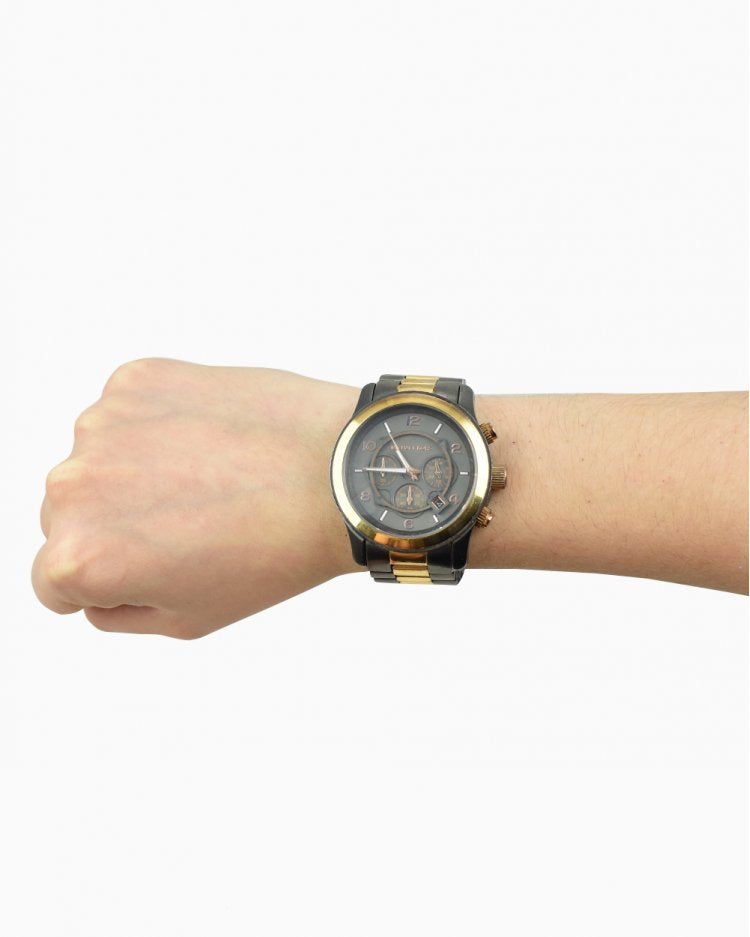  Shop Authentic Michael Kors Runway Chronograph Grey Dial Two Tone Steel Strap Unisex Watch - MK8189 - Luxxuri