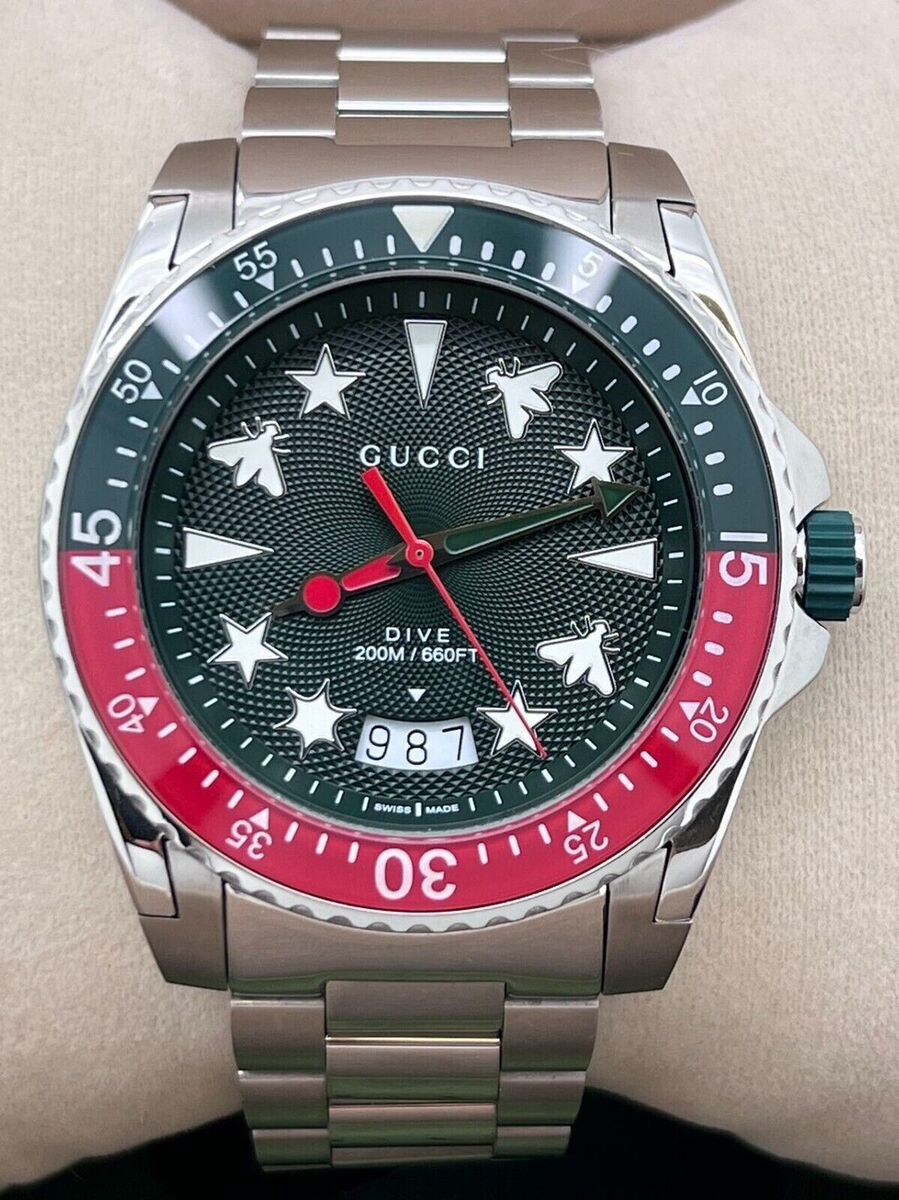  Shop Authentic Gucci Dive Quartz Green Dial Silver Steel Strap Watch For Men - YA136222 - Luxxuri
