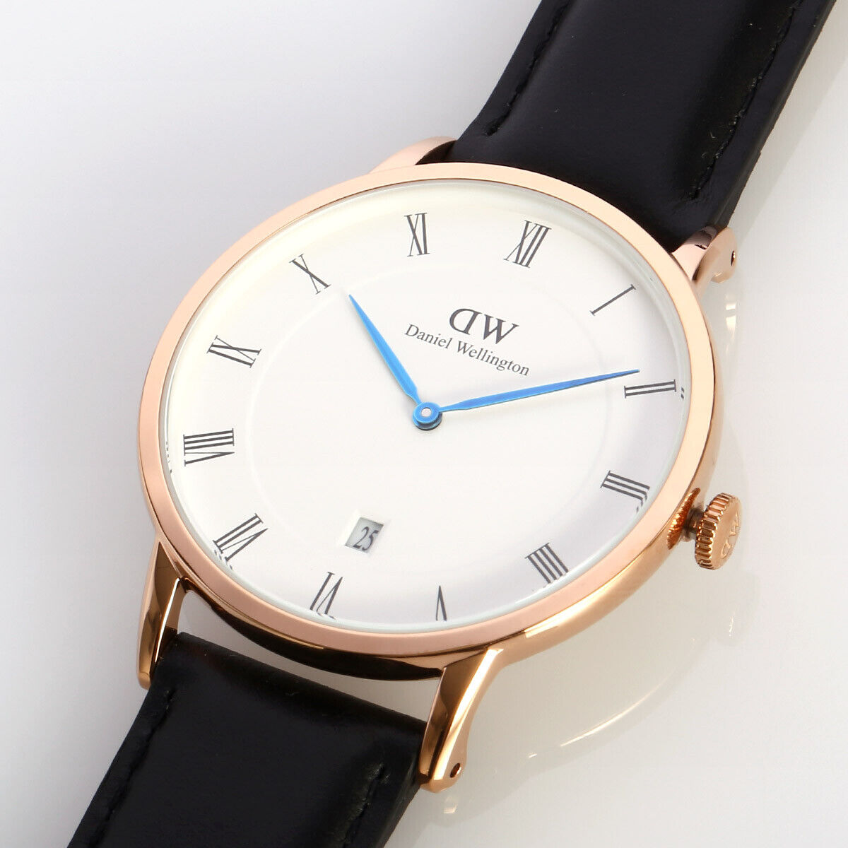  Shop Authentic Daniel Wellington Classic Sheffield White Dial Black Leather Strap Watch For Men - DW00100084 - Luxxuri