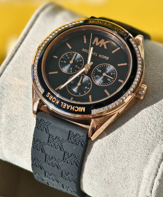  Shop Authentic Michael Kors Jessa Quartz Black Dial Black Silicone Strap Watch For Women - MK7266 - Luxxuri