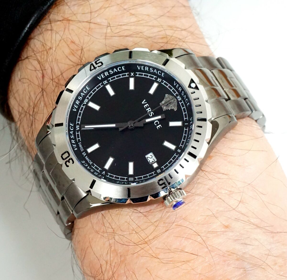  Shop Authentic Versace Hellenyium Quartz Black Dial Grey Steel Strap Watch For Men - VE3A00620 - Luxxuri