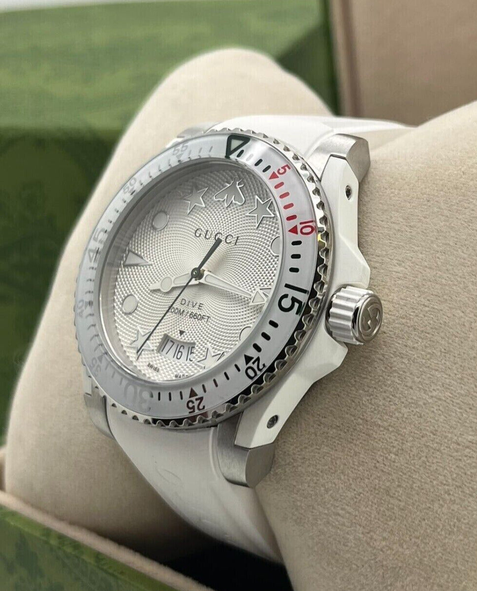 Shop Authentic Gucci Dive Quartz White Dial White Rubber Strap Watch For Men - YA136337 - Luxxuri