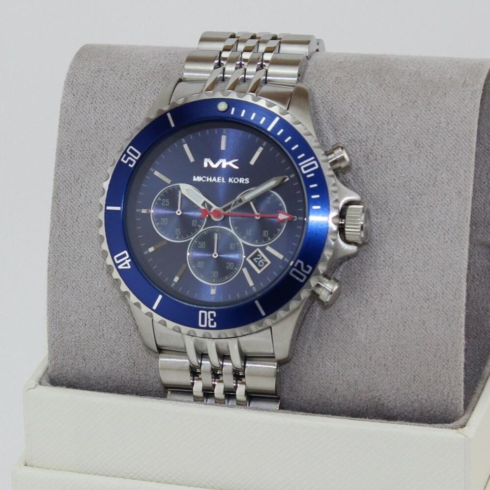  Shop Authentic Michael Kors Bayville Chronograph Black Dial Silver Steel Strap Watch For Men - MK8749 - Luxxuri