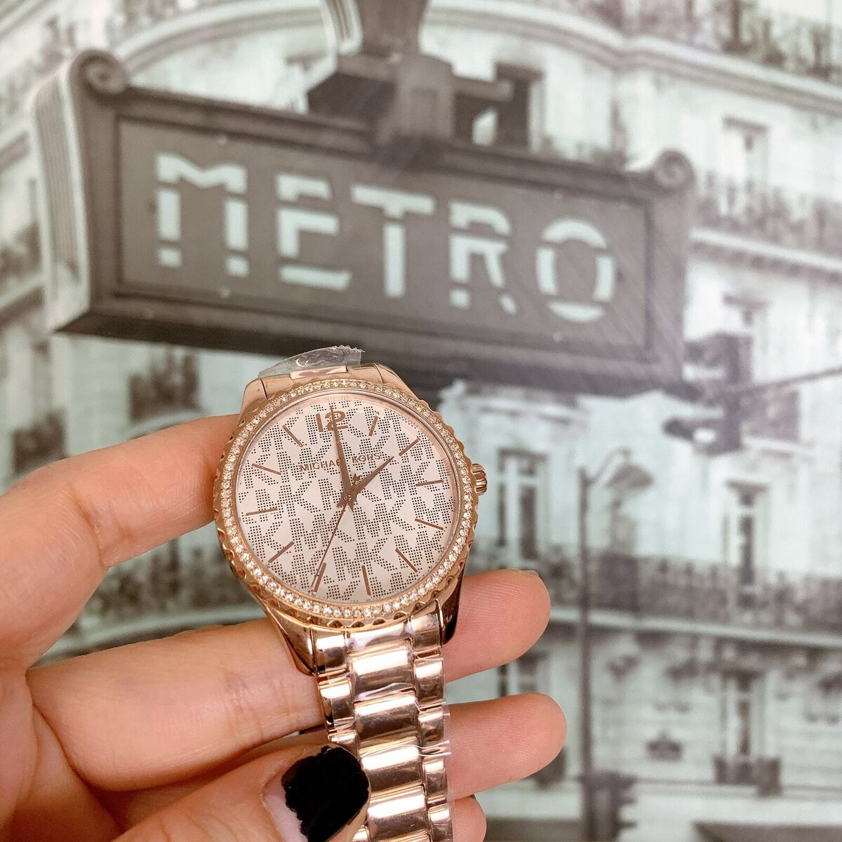  Shop Authentic Michael Kors Layton Three Hand Silver Dial Rose Gold Steel Strap Watch For Women - MK7297 - Luxxuri