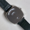  Shop Authentic Gucci Grip Quartz Silver Dial Green Leather Strap Watch For Women - YA157404 - Luxxuri