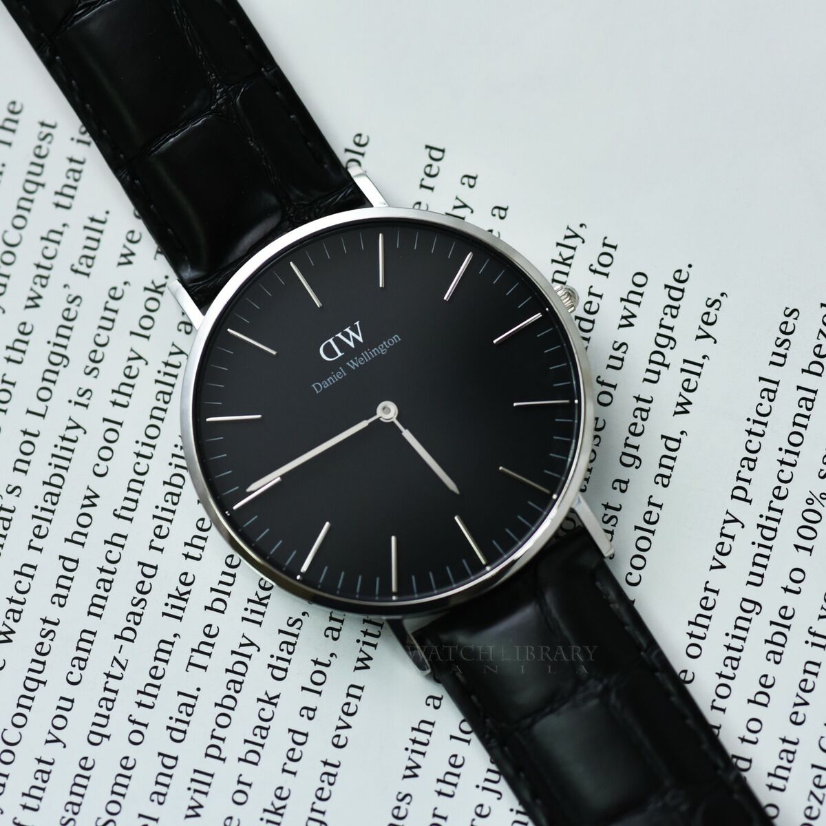  Shop Authentic Daniel Wellington Classic Reading Black Dial Black Leather Strap Watch For Men - DW00100135 - Luxxuri