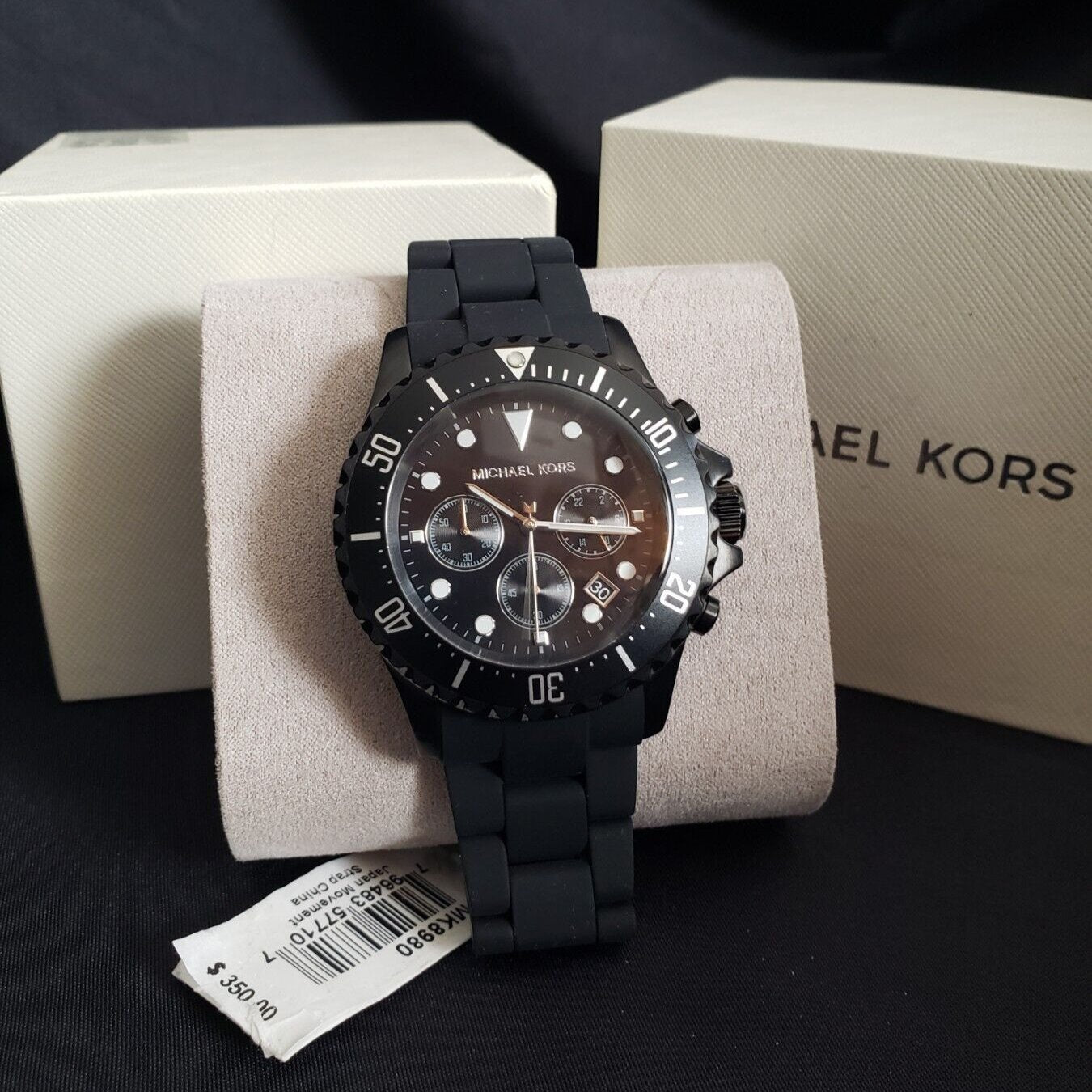  Shop Authentic Michael Kors Everest Chronograph Black Dial Black Silicone Strap Watch For Men - MK8980 - Luxxuri