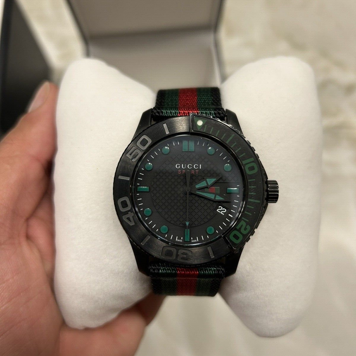  Shop Authentic Gucci G Timeless Sport Black Dial Two Tone NATO Strap Watch For Men - YA126229 - Luxxuri