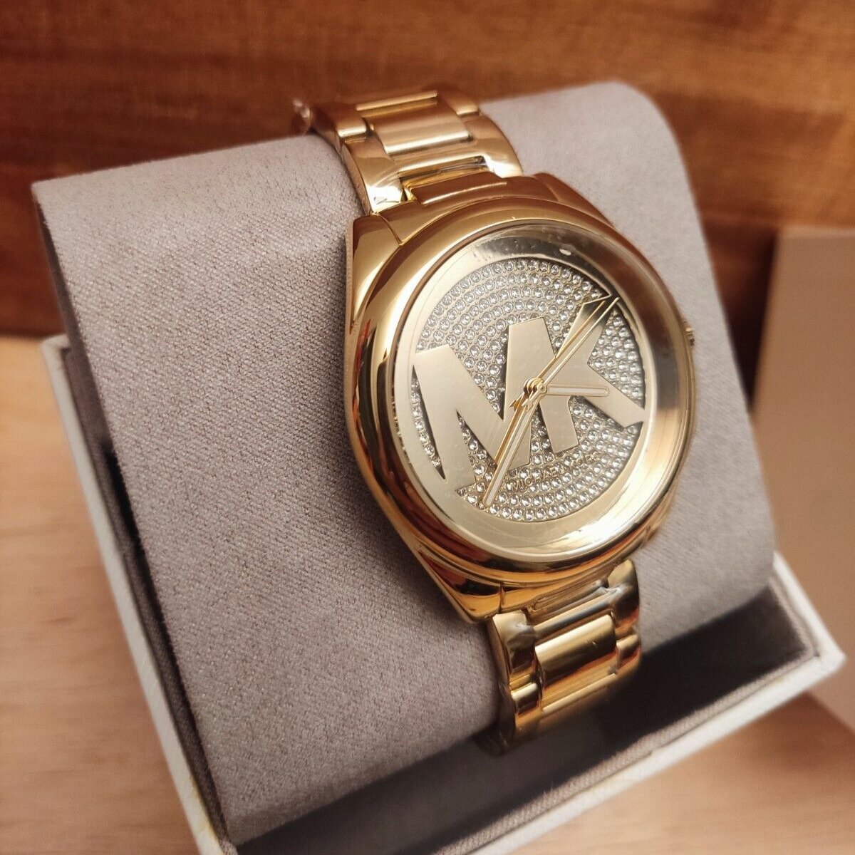  Shop Authentic Michael Kors Janelle Quartz Gold Dial Gold Steel Strap Watch For Women - MK7088 - Luxxuri