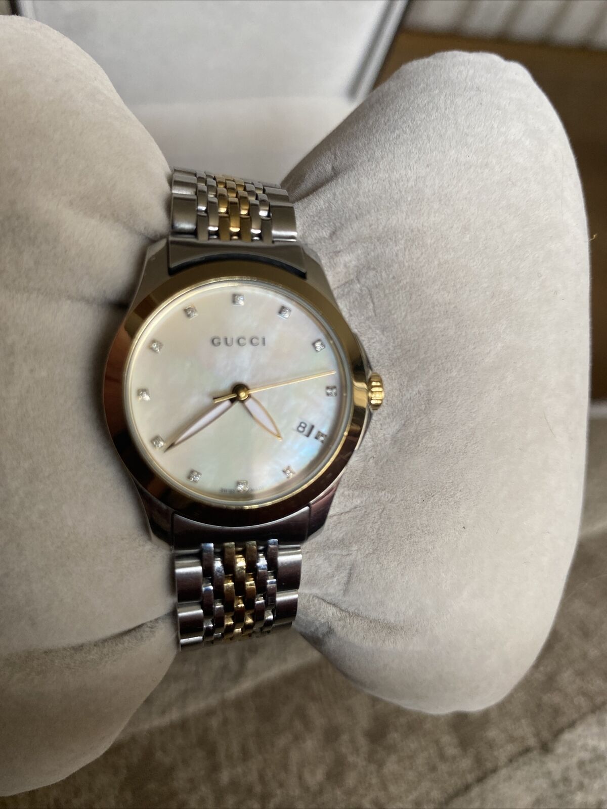  Shop Authentic Gucci G Timeless Diamonds Mother of Pearl Dial Two Tone Mesh Bracelet Watch for Women - YA126513 - Luxxuri