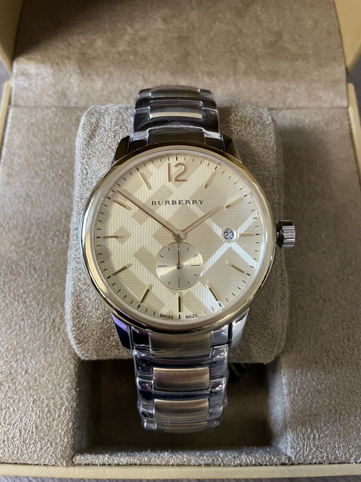  Shop Authentic Burberry The Classic Gold Dial Two Tone Steel Strap Watch for Men - BU10011 - Luxxuri