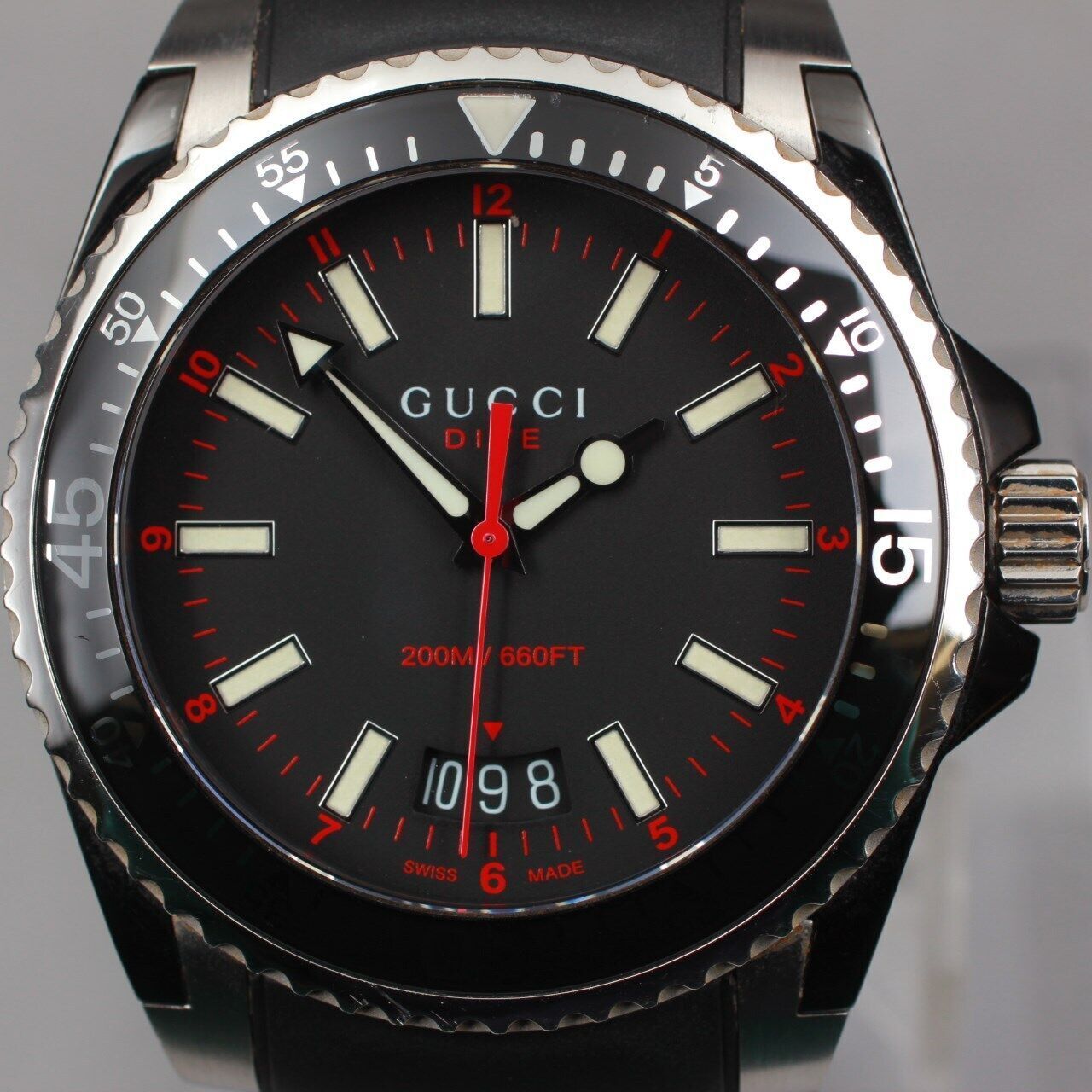  Shop Authentic Gucci Dive Quartz Black Dial Black Rubber Strap Watch For Men - YA136303 - Luxxuri