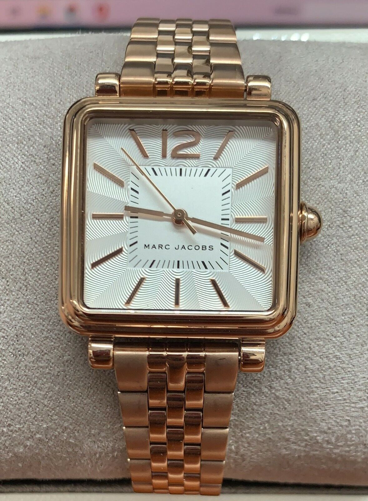 Marc Jacobs Vic Silver Dial Rose Gold Steel Strap Watch for Women - MJ3514