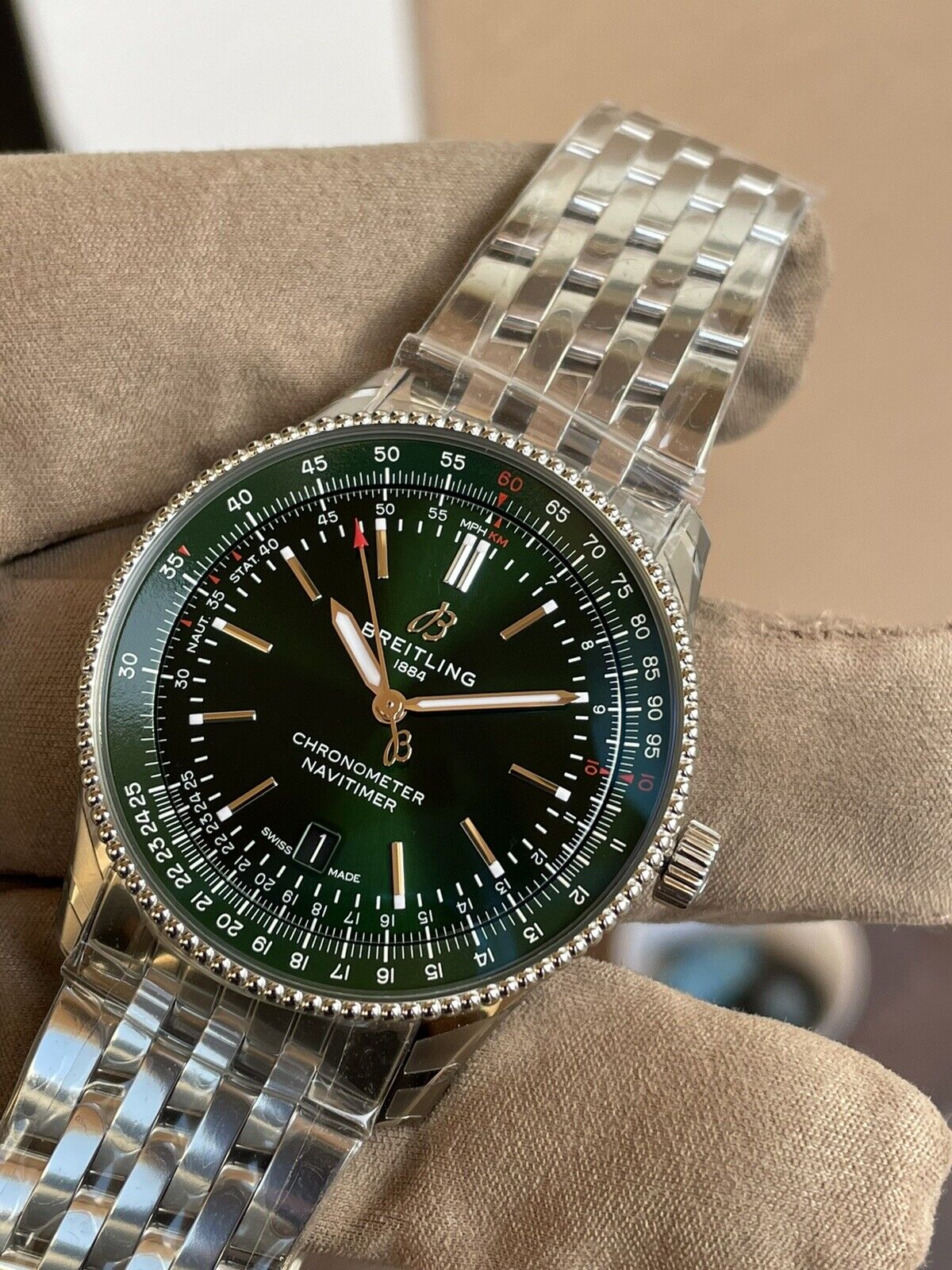  Shop Authentic Breitling Navitimer Automatic 41mm Green Dial Silver Steel Strap Watch for Men - A17326361L1A1 - Luxxuri