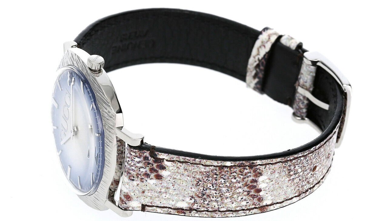  Shop Authentic Gucci Grip Vintage Silver Stainless Steel Quartz Unisex Watch 35mm - YA152401 - Luxxuri