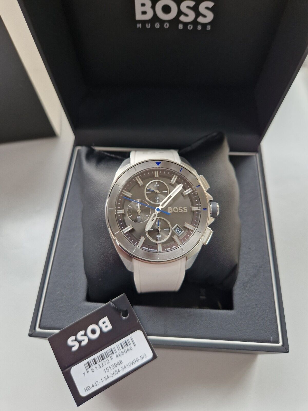  Shop Authentic Hugo Boss Volane Grey Dial White SIlicone Strap Watch for Men - 1513948 - Luxxuri