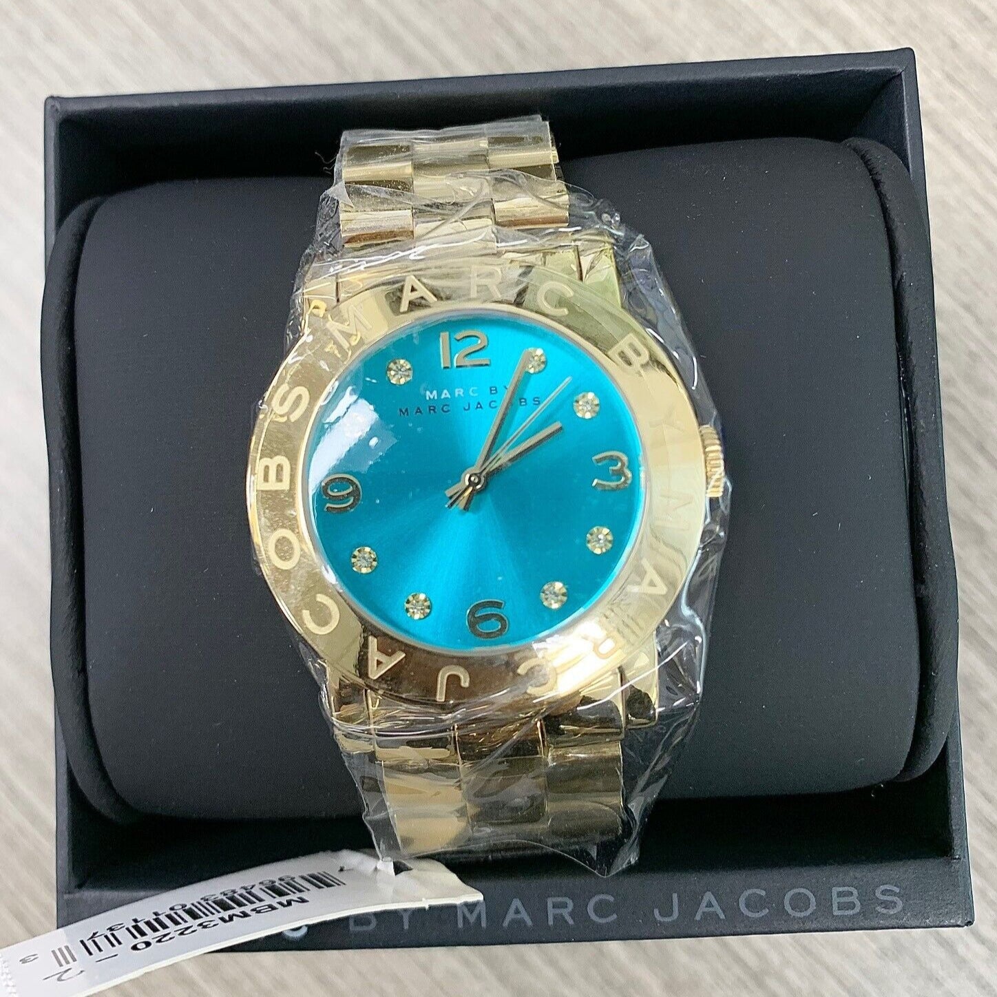  Shop Authentic Marc Jacobs Amy Blue Dial Gold Steel Strap Watch for Women - MBM3220 - Luxxuri