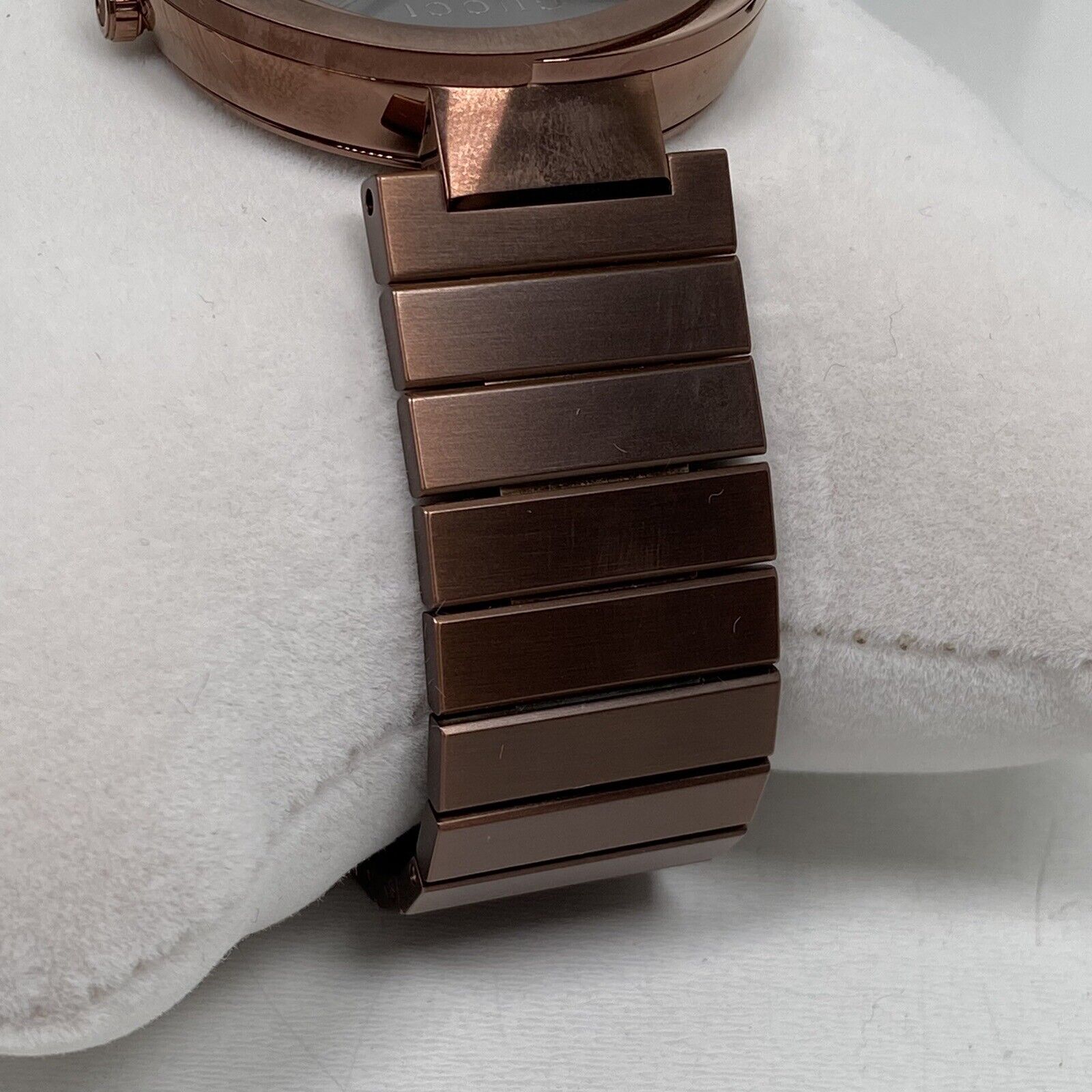  Shop Authentic Gucci Interlocking XL Brown Dial Brown Steel Strap Watch For Men - YA133211 - Luxxuri