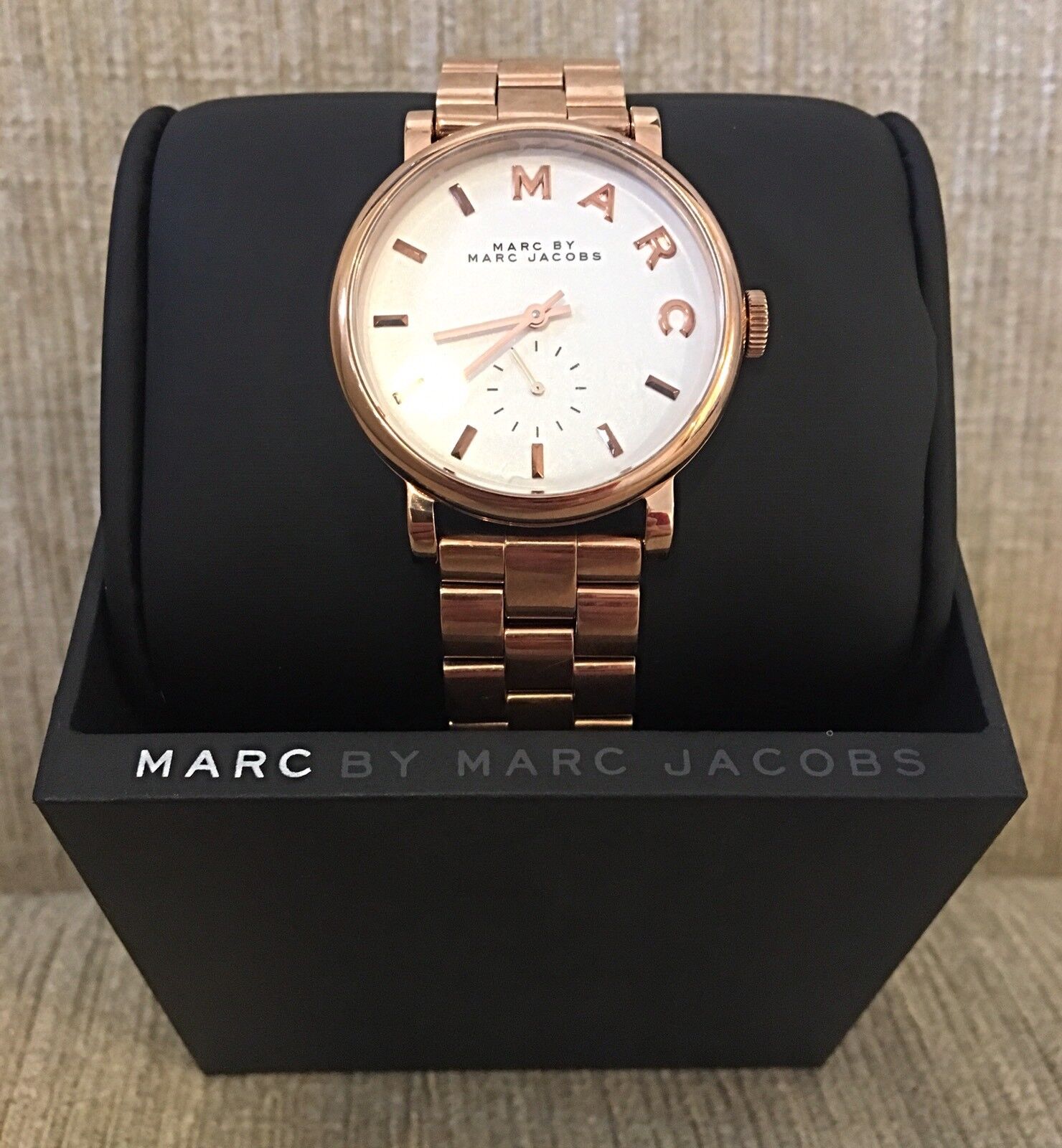  Shop Authentic Marc Jacobs Baker White Dial Rose Gold Steel Strap Watch for Women - MBM3244 - Luxxuri