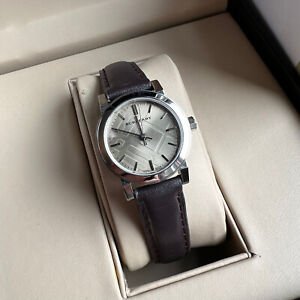  Shop Authentic Burberry The City Beige Dial Brown Leather Strap Watch for Women - BU9208 - Luxxuri