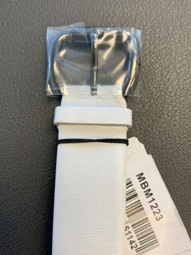  Shop Authentic Marc Jacobs Blade White Dial White Leather Strap Watch for Women - MBM1223 - Luxxuri