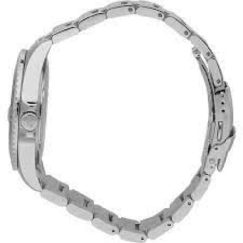  Shop Authentic Maserati Stile Analog Black Dial Silver Steel Strap Watch For Men - R8853142003 - Luxxuri