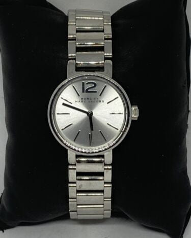  Shop Authentic Marc Jacobs Peggy Silver Dial Silver Steel Strap Watch for Women - MBM3404 - Luxxuri