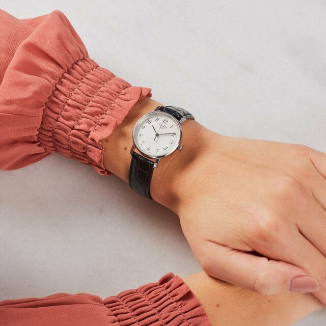  Shop Authentic Tissot Everytime Small White Dial Black Leather Strap Watch For Women - T109.210.16.032.00 - Luxxuri