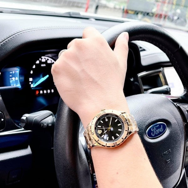  Shop Authentic Versace Hellenyium Quartz Black Dial Gold Steel Strap Watch For Men - VE3A00820 - Luxxuri