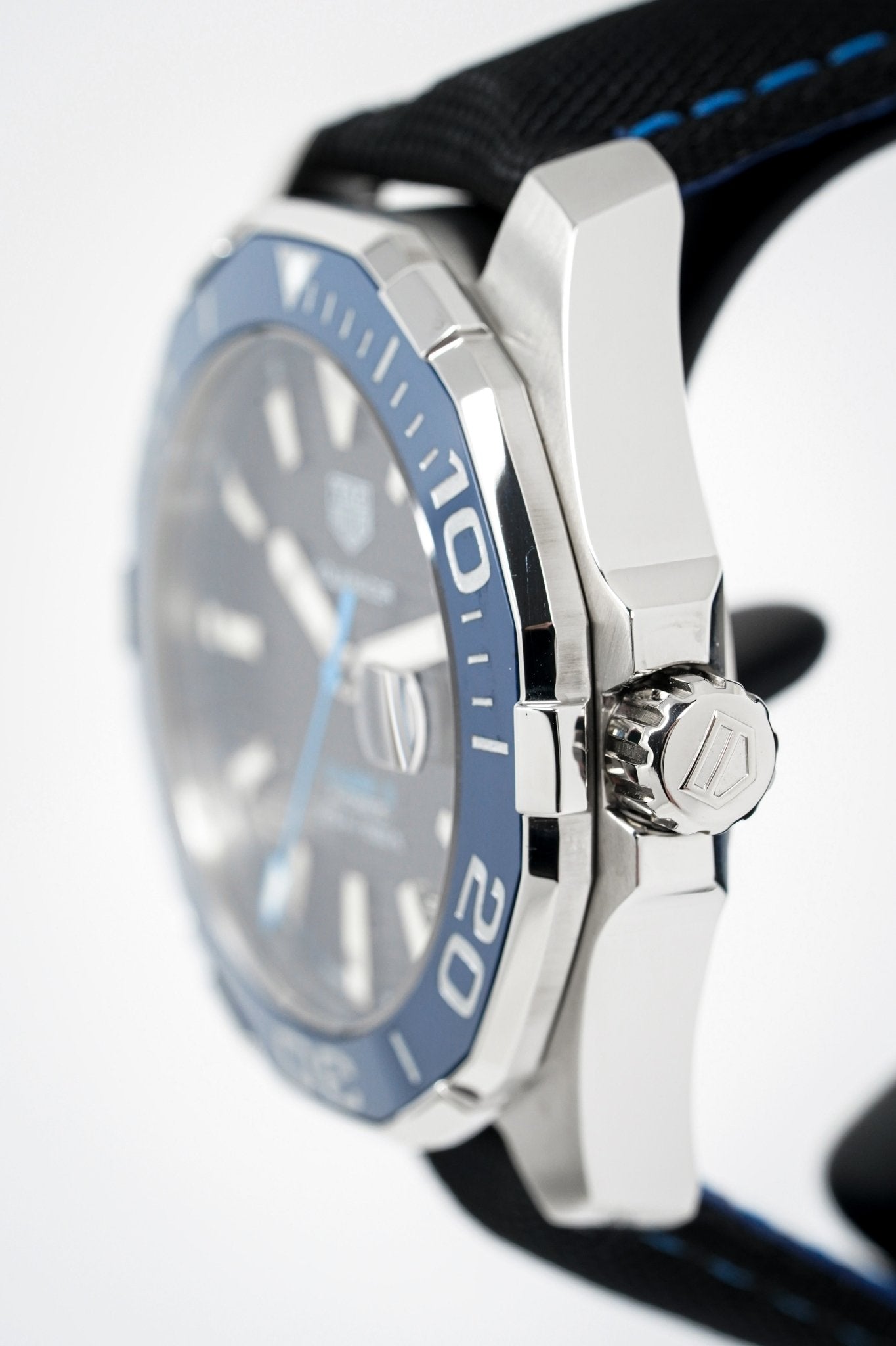  Shop Authentic Tag Heuer Aquaracer Black Dial Watch for Men - WAY201C.FC6395 - Luxxuri