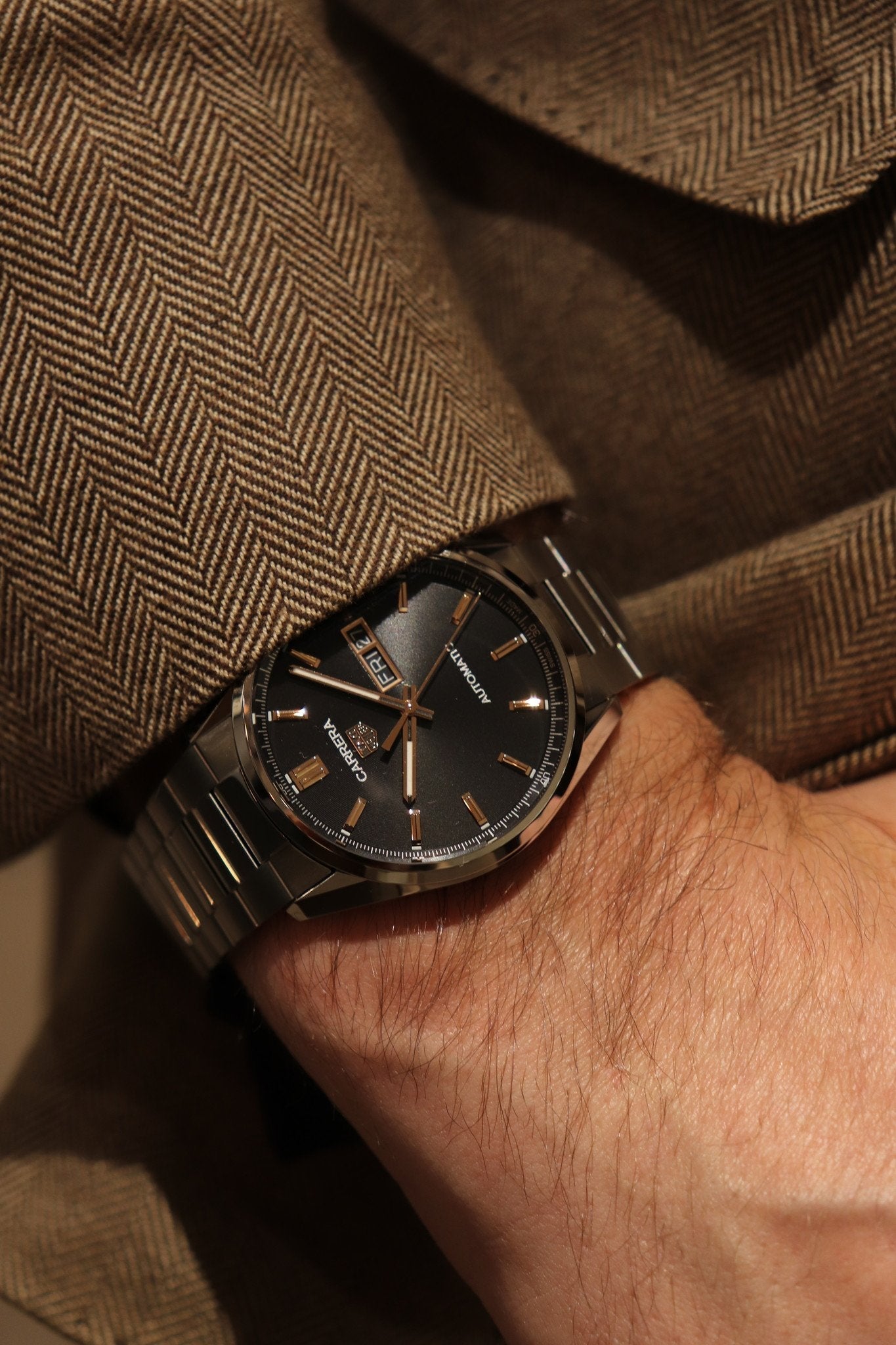  Shop Authentic Tag Heuer Carrera Day Date Black Dial Silver Steel Strap Watch for Men - WBN2013.BA0640 - Luxxuri