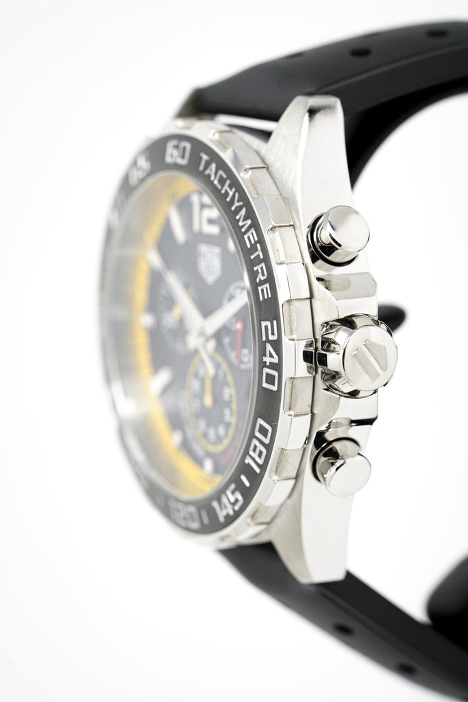  Shop Authentic Tag Heuer Formula 1 Black Dial Men's Watch - CAZ101AC.FT8024 - Luxxuri