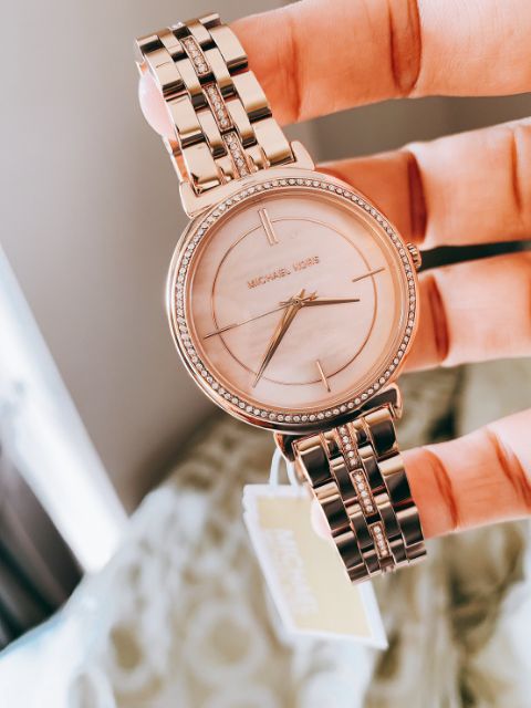  Shop Authentic Michael Kors Cinthia Mother of Pearl Rose Gold Dial Rose Gold Steel Strap Watch for Women - MK3643 - Luxxuri